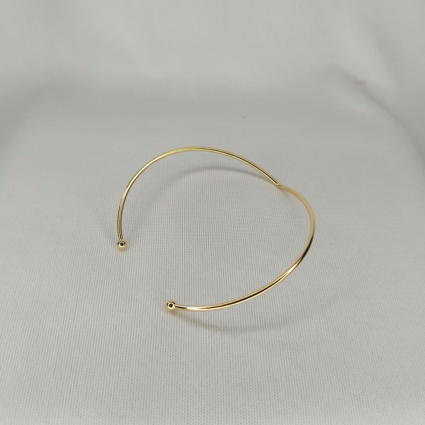 BRACELETE EM V