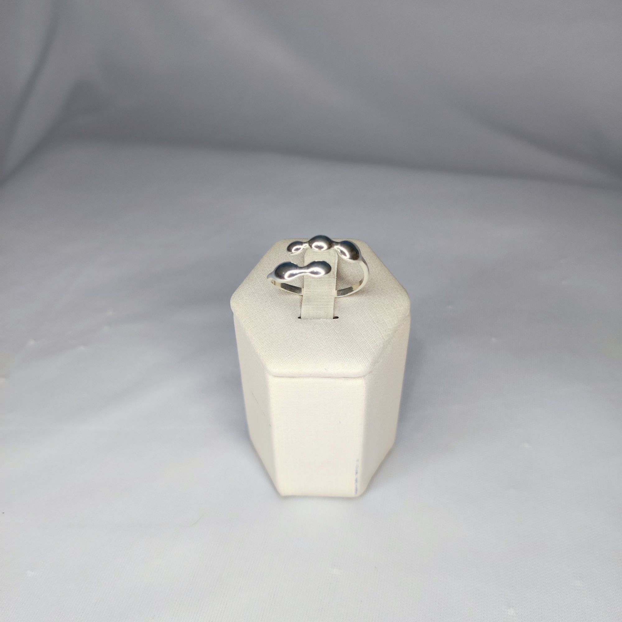 ANEL DOIS FIOS OVAIS TAM 24