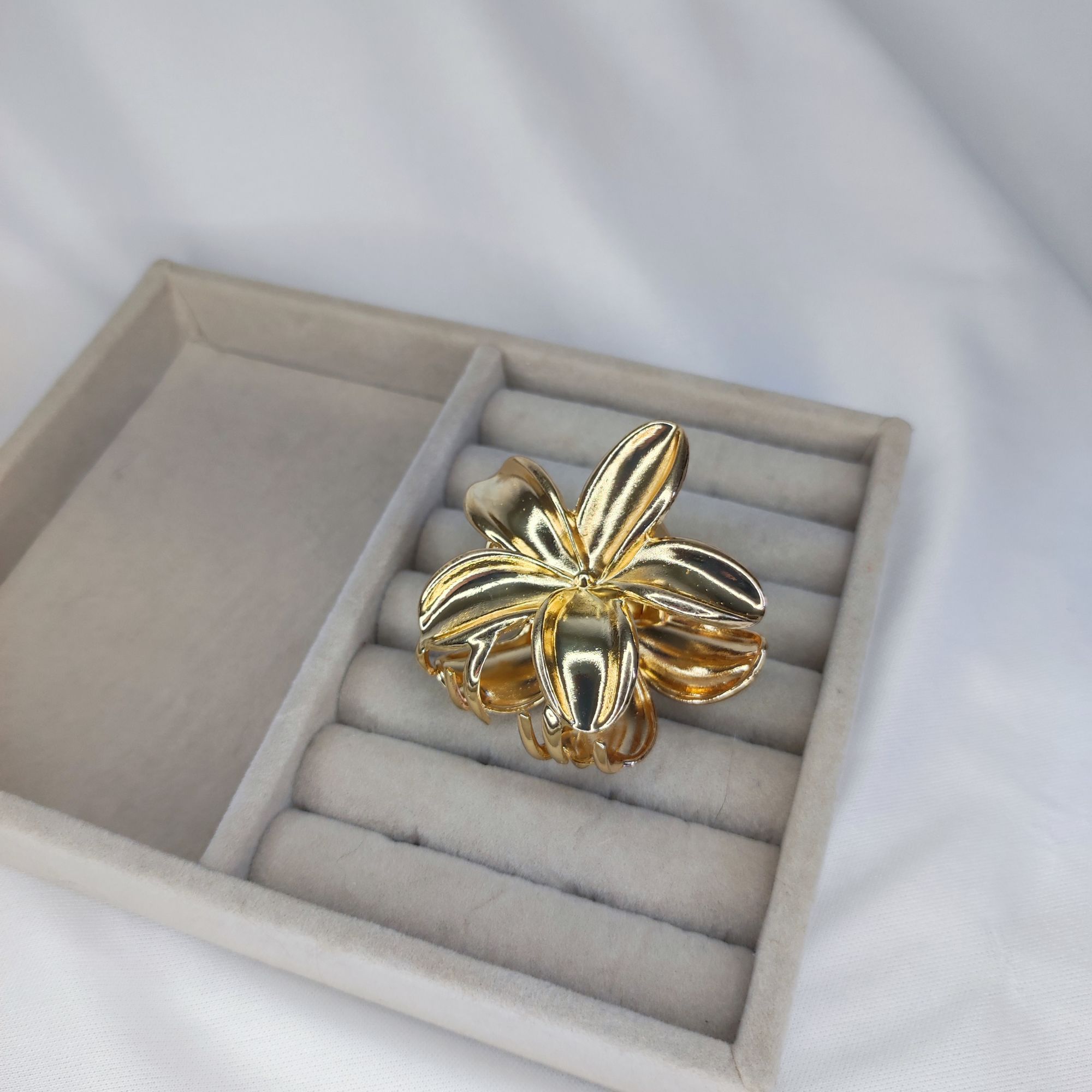 PRESILHA MINI FLORBELA