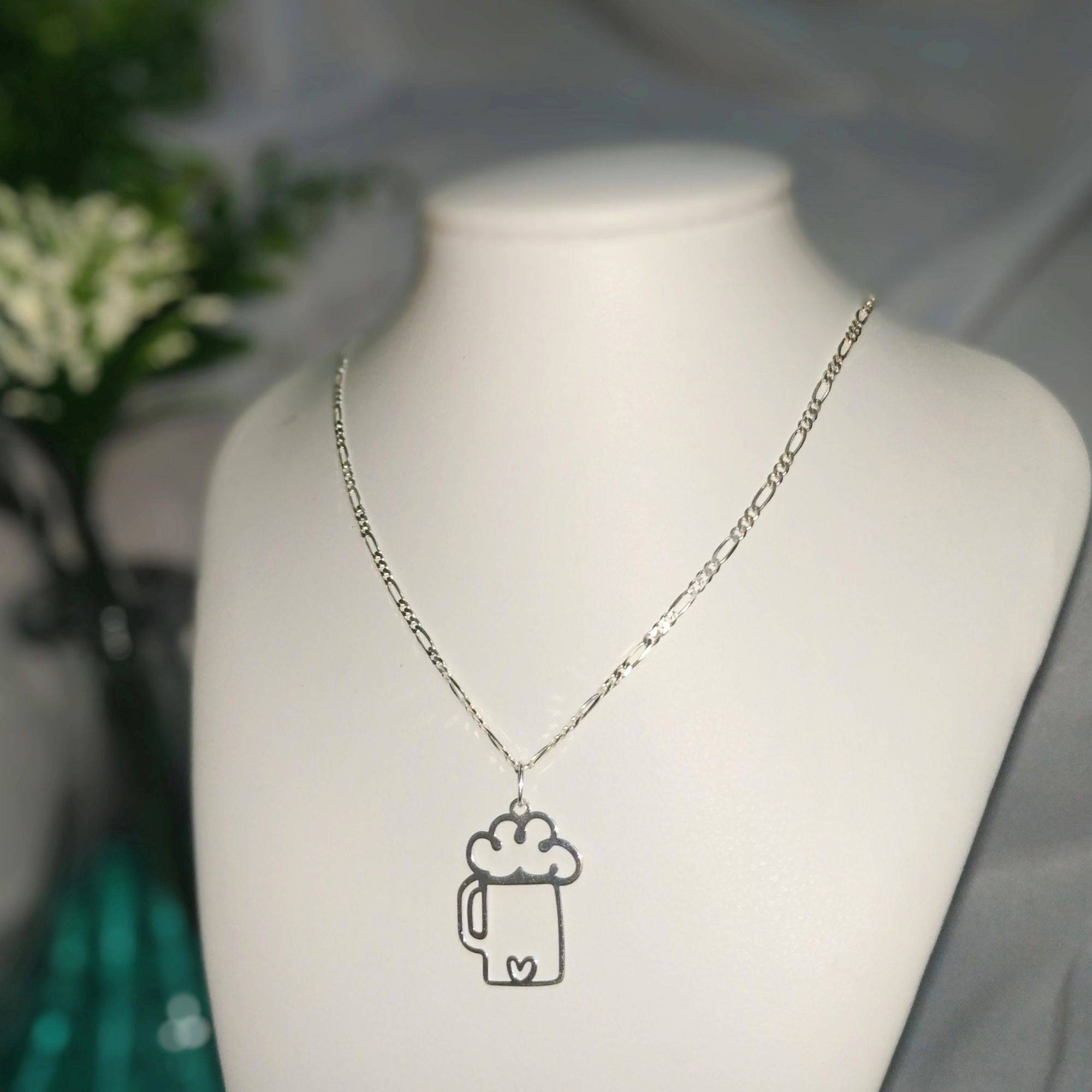 CORRENTE PRATA COM PINGENTE CANECA DE CHOPP