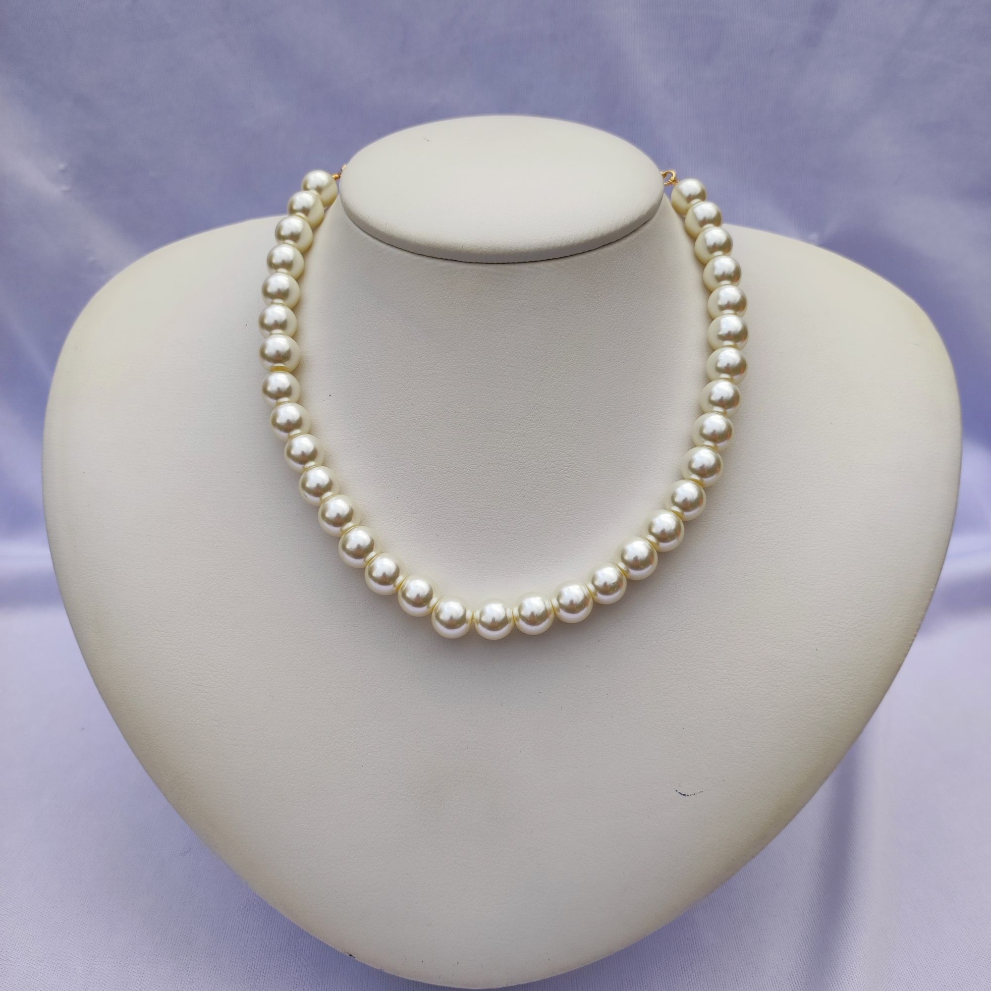 COLAR DE PÉROLAS 10MM COM FECHO LAGOSTA