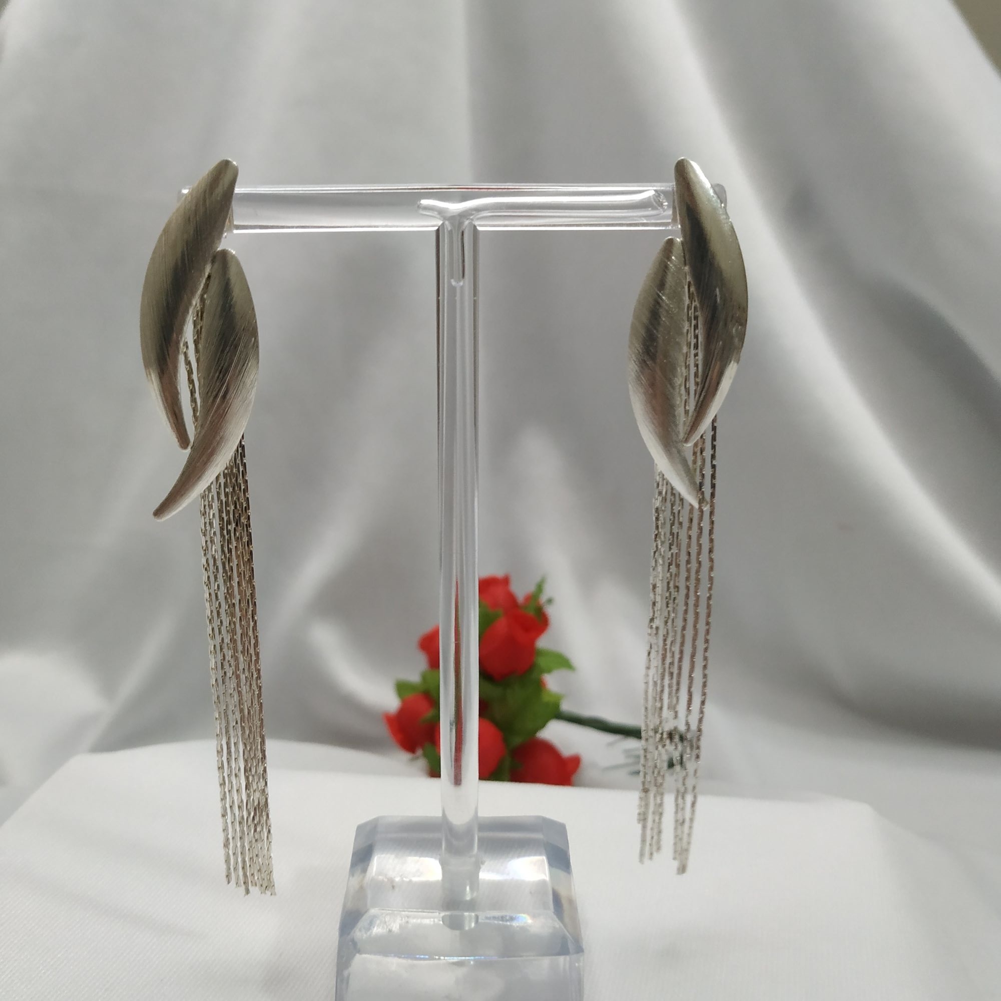 BRINCO S COM FIOS PRATA