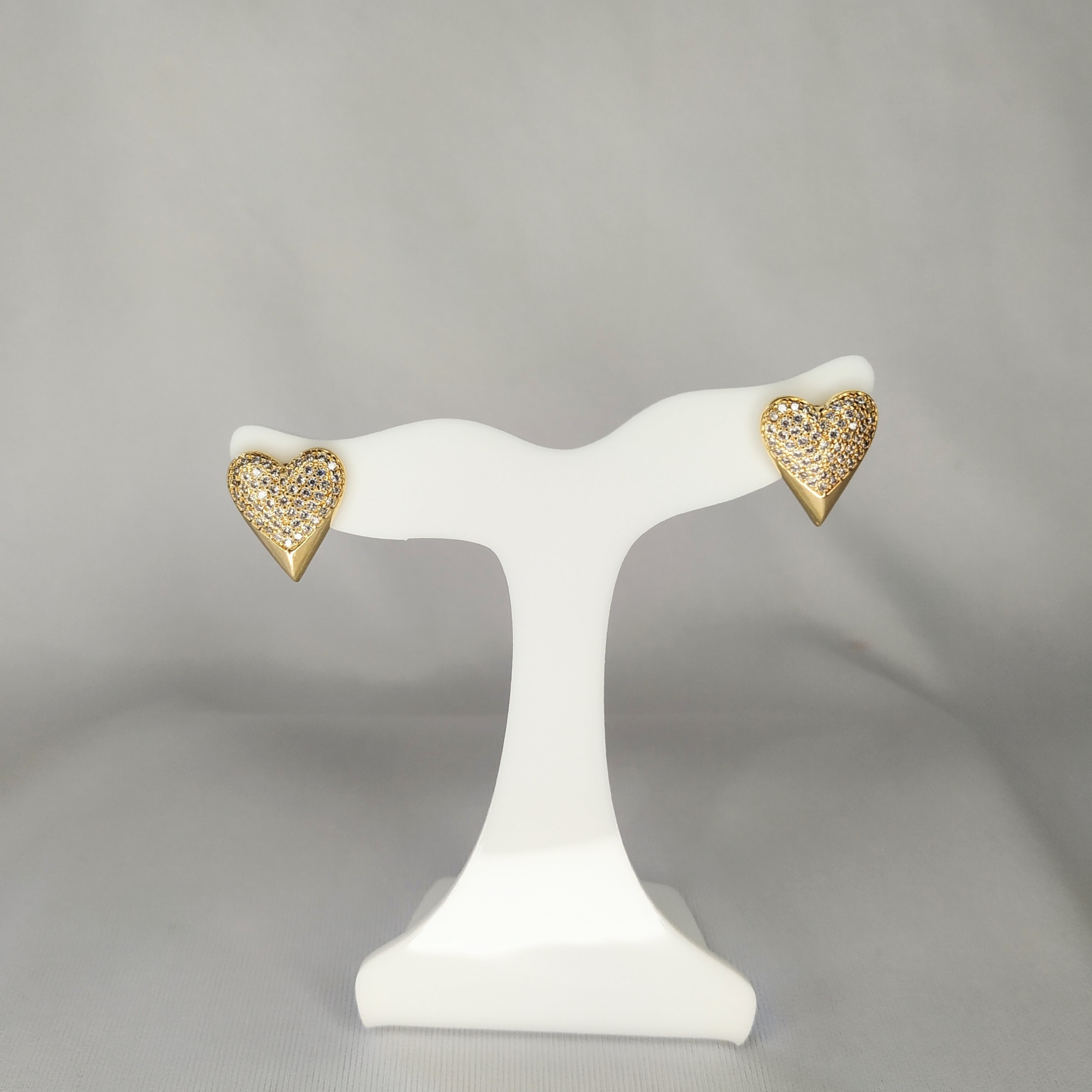 BRINCO CORAÇÃO CRAVEJADO 15MM